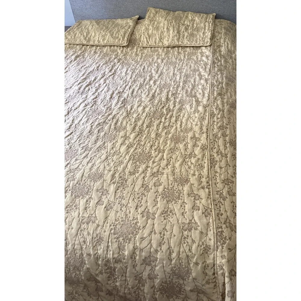 Country Curtains Vintage Comforter Cover  92x100 And 2 Shams Made In The USA